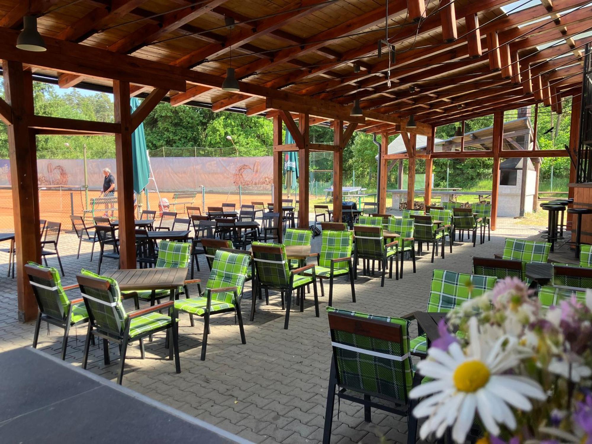 Raj Sportovni A Rekreacni Resort Branzez Kněžmost Kültér fotó