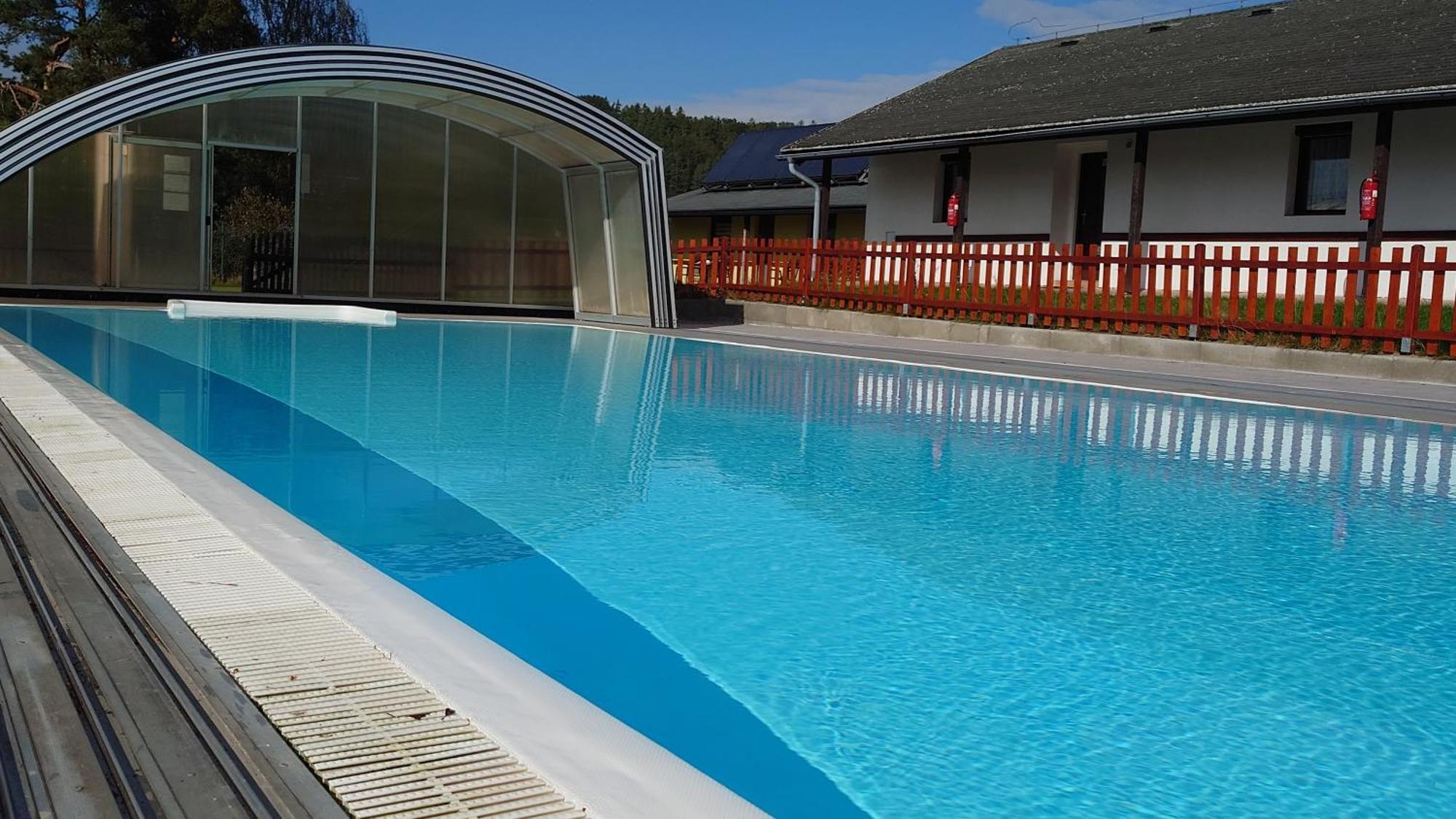 Raj Sportovni A Rekreacni Resort Branzez Kněžmost Kültér fotó