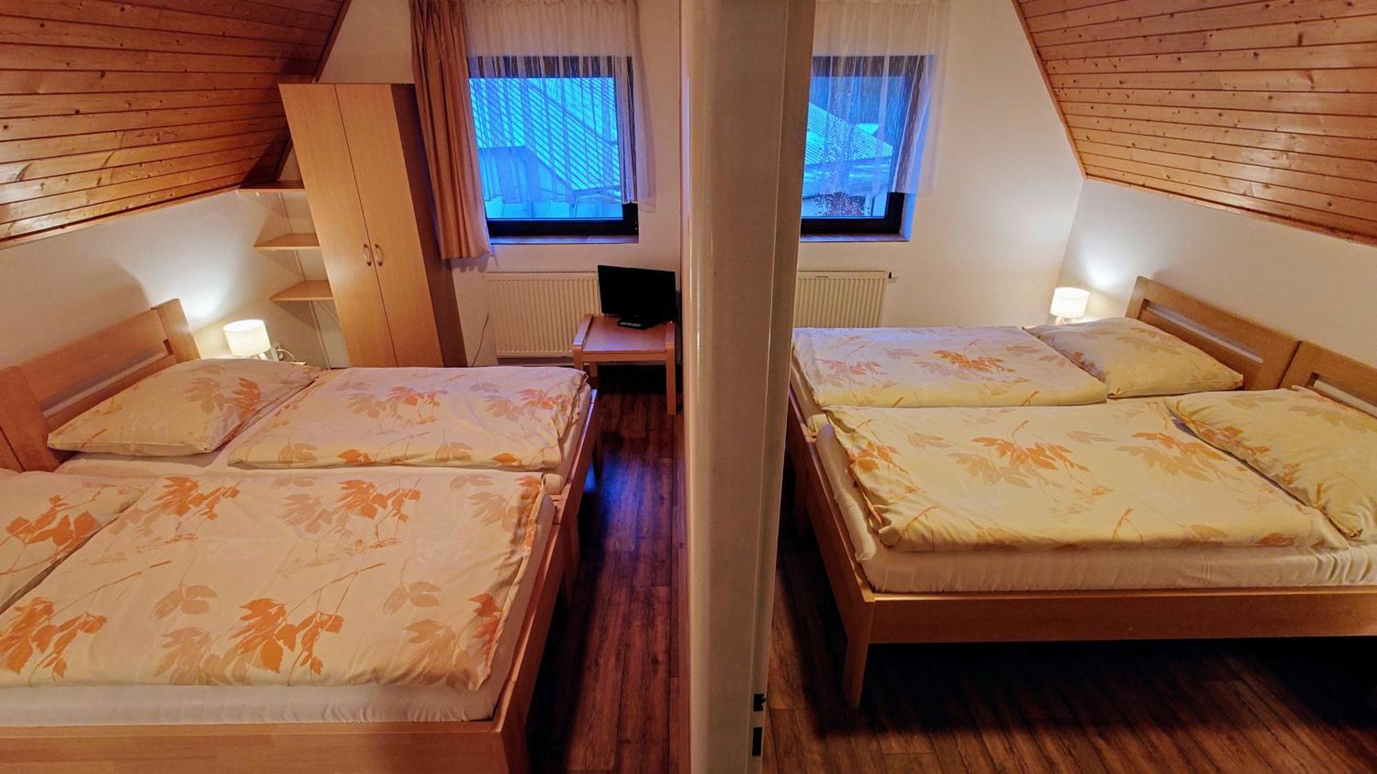 Raj Sportovni A Rekreacni Resort Branzez Kněžmost Kültér fotó